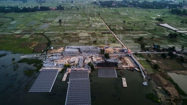 نیروگاه‌های شناور خورشیدی