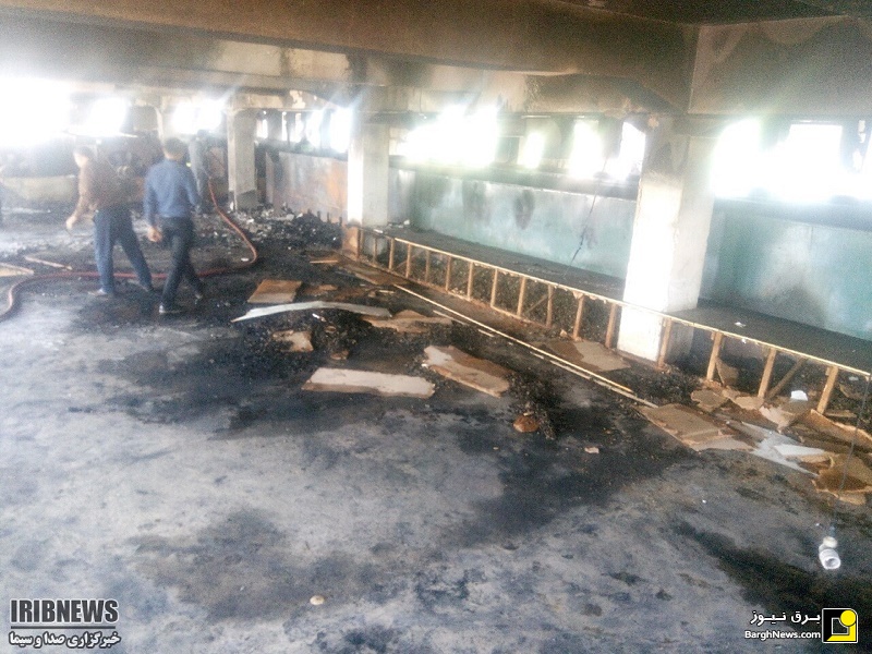 آتش سوزی در کارخانه چای تنکابن به علت اتصال برق+عکس