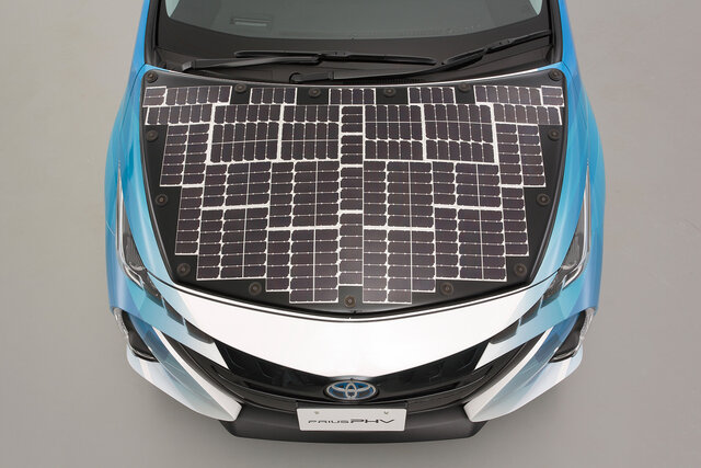 تست سلولهای خورشیدی بر روی سقف و کاپوت  خودروهای برقی+تصاویر
