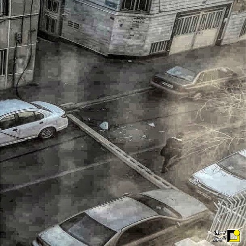 صدای هولناک سقوط تیر برق در خیابان جمهوری در بامداد سه شنبه