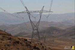 افتتاح ۹ پروژه برق منطقه‌ای آذربایجان در هفته دولت