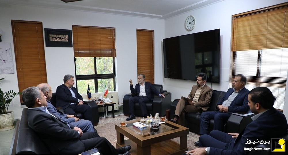 احداث و توسعه خطوط و پست‌های انتقال برق در ۵ استان