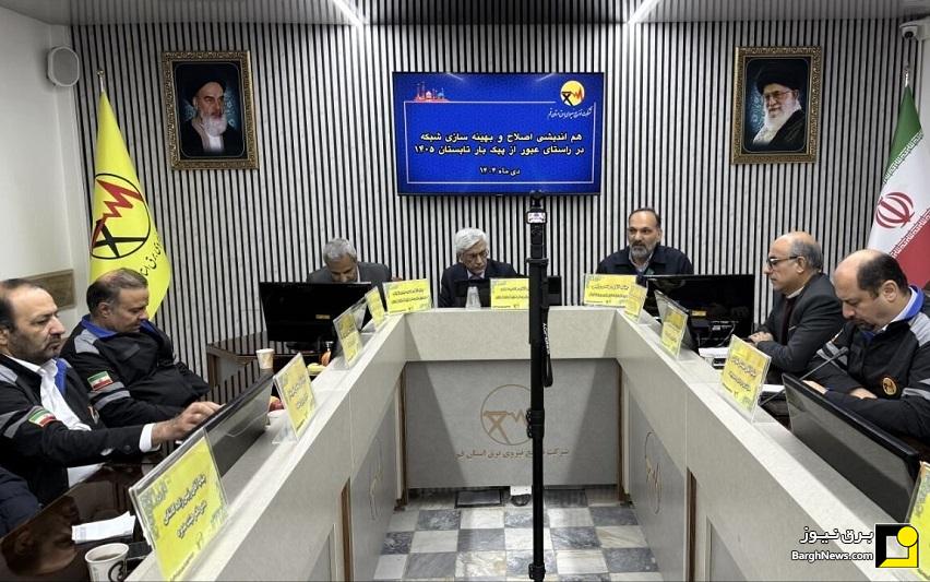 اجرای طرح جهادی اصلاح و بهینه‌سازی شبکه توزیع برق استان قم