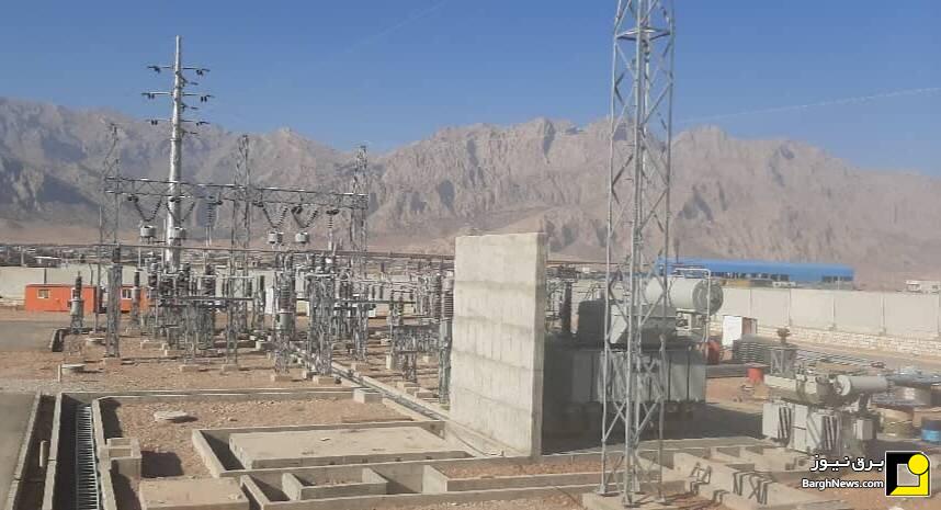بازدید مدیرکل برنامه‌ریزی و توسعه شبکه انتقال توانیر از طرح‌های در دست اجرای برق منطقه‌ای غرب