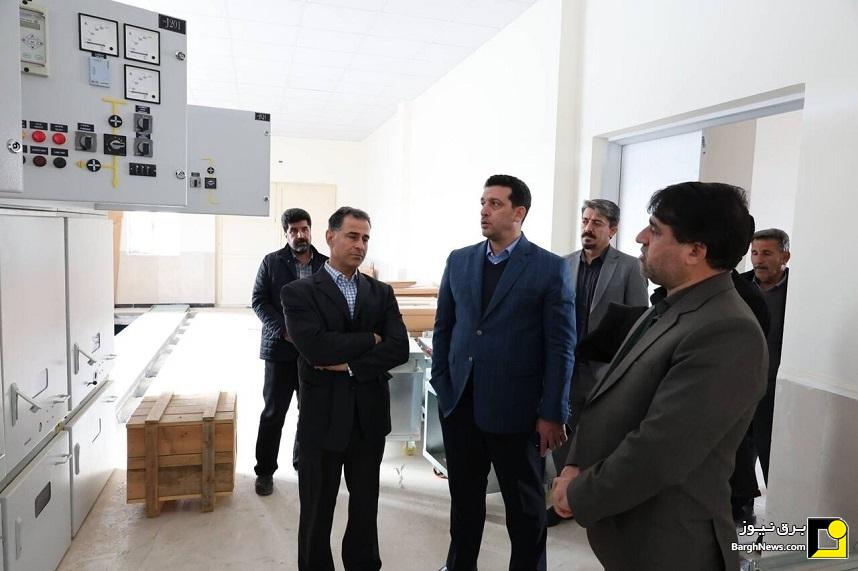 بازدید مدیرکل برنامه‌ریزی و توسعه شبکه انتقال توانیر از طرح‌های در دست اجرای برق منطقه‌ای غرب