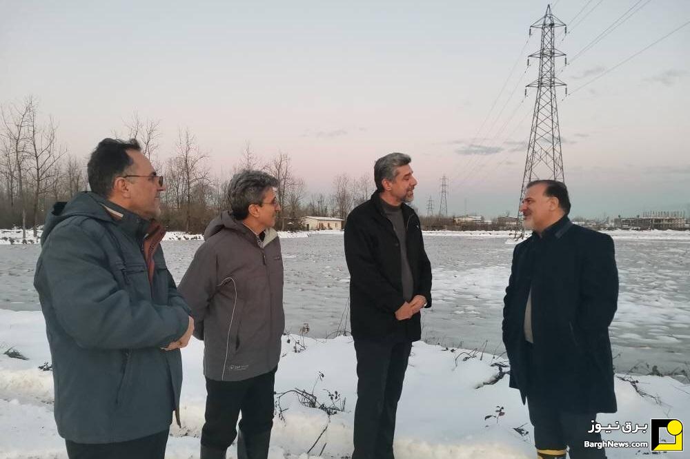 بازدید مدیر کل دفتر فنی توانیر از عملیات اضطراری تیم‌های اجرایی در گیلان
