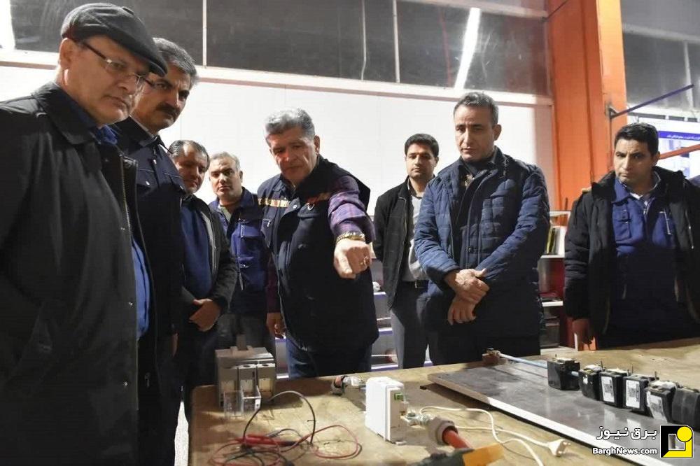 بازدید معاون هماهنگی توزیع توانیر از روند فعالیت کارکنان توزیع برق استان مرکزی