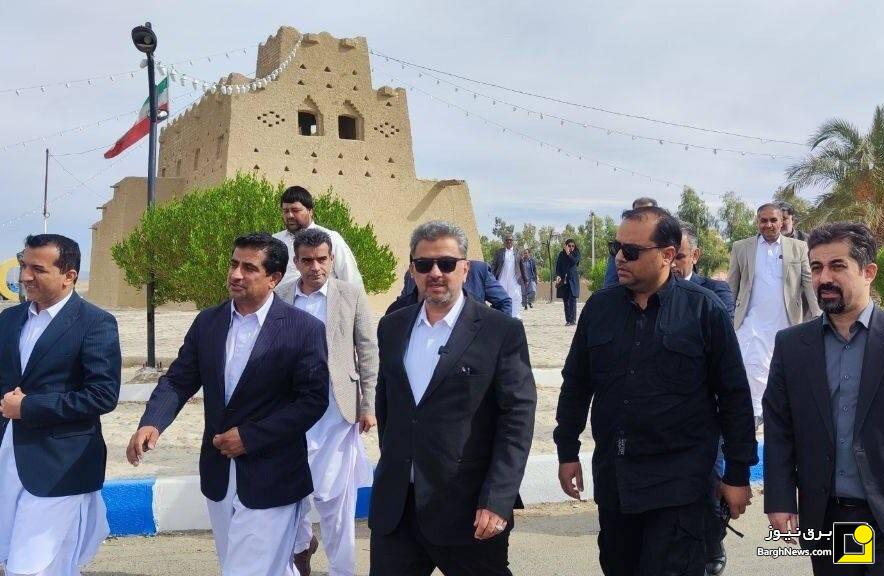 بازدید مدیرعامل توانیر از طرح‌های صنعت برق در استان سیستان و بلوچستان