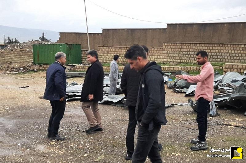 بازدید مدیرعامل توزیع برق استان ایلام از ساختمان آسیب دیده برق ملکشاهی