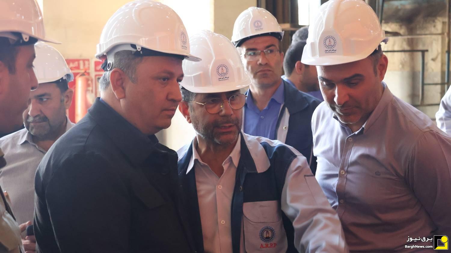 بازدید معاون راهبری تولید برق حرارتی از نیروگاه‌های استان خوزستان
