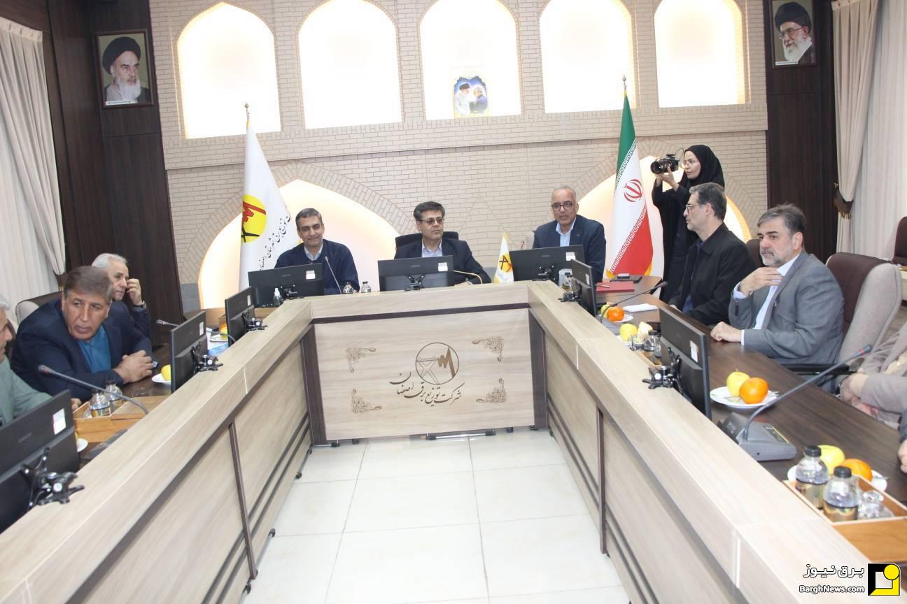 بازدید سرپرست شرکت توانیر از توزیع برق شهرستان اصفهان