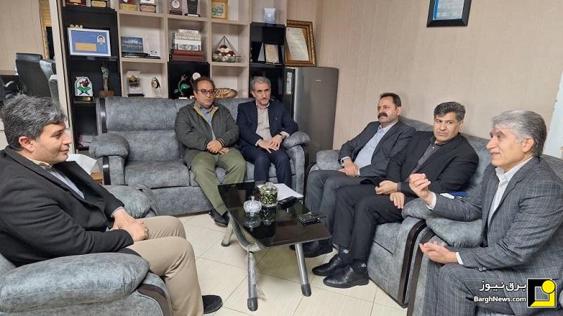 بازدید نمایندگان ویژه استاندار ایلام از شرکت توزیع برق استان