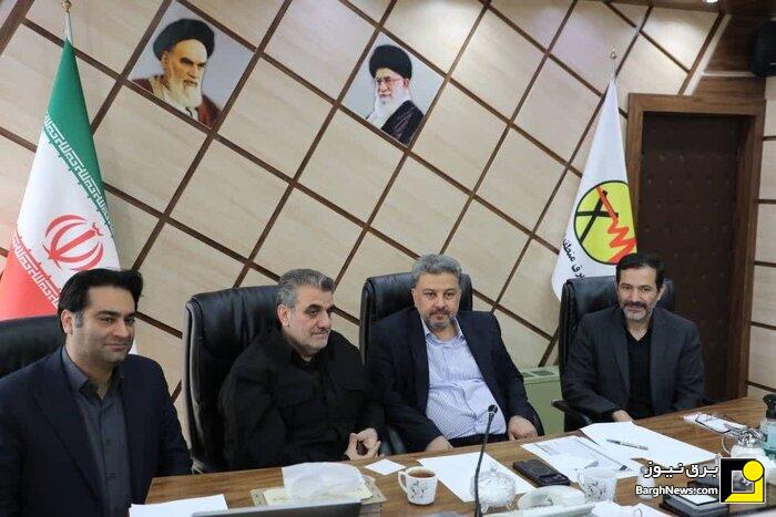 بازدید معاون برق و انرژی وزیر نیرو از برق منطقه‌ای سمنان
