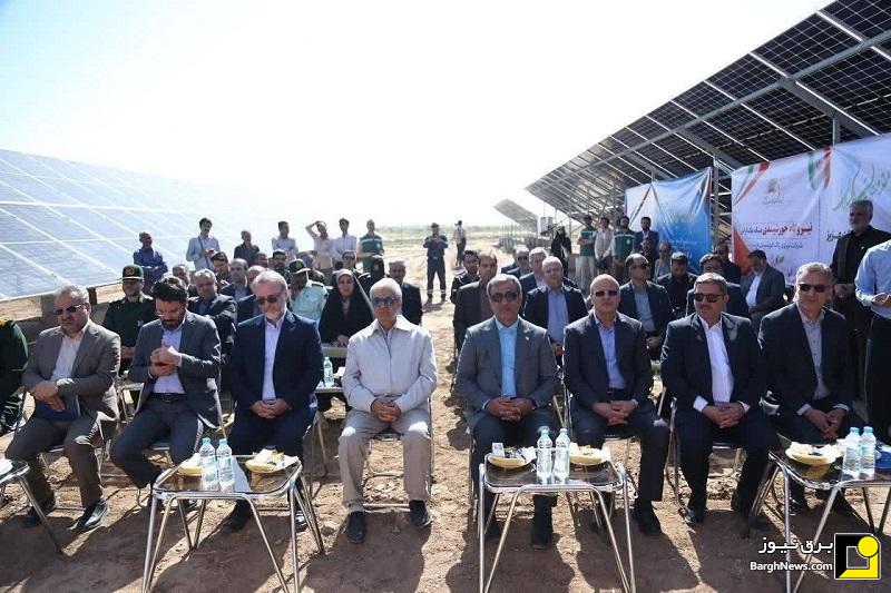 افتتاح و آغاز عملیات اجرایی نیروگاه خورشیدی یک و ۲۵۰ مگاواتی در سبزوار