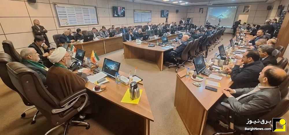 همبستگی دولت و مجلس در راستای توسعه هرچه بیشتر صنعت آب و برق کشور