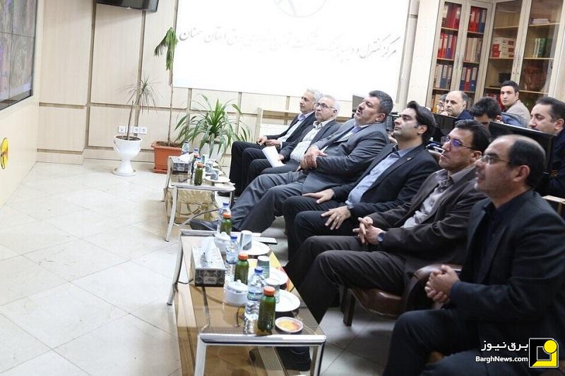بازدید معاون هماهنگی توزیع توانیر از توزیع نیروی برق استان سمنان