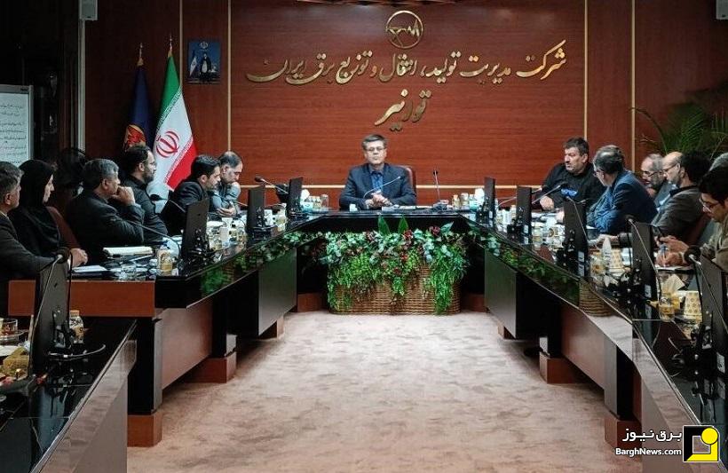 تقویت همکاری‌های استراتژیک صنعت برق و مخابرات در بستر فیبر نوری