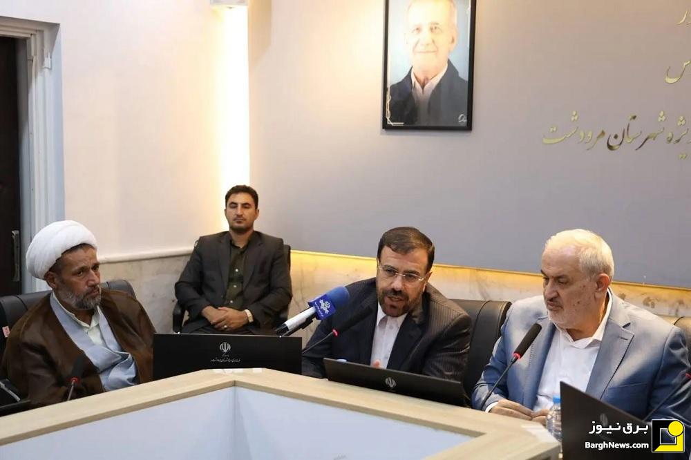 ظرفیت نیروگاه خورشیدی فارس به ۱۰۰۰ مگاوات تا پایان سال می‌رسد