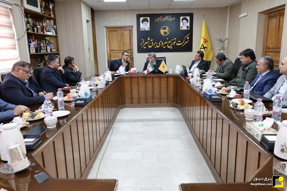 حدود ۴۷۰۰ مگاوات از ظرفیت نیروگاه‌های  خودتأمین صنایع از مدار خارج شده است