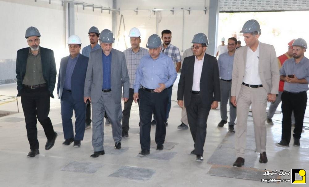 بازدید معاون هماهنگی انتقال و تجارت خارجی توانیر از نخستین تونل انرژی ۴۰۰ کیلوولت کشور