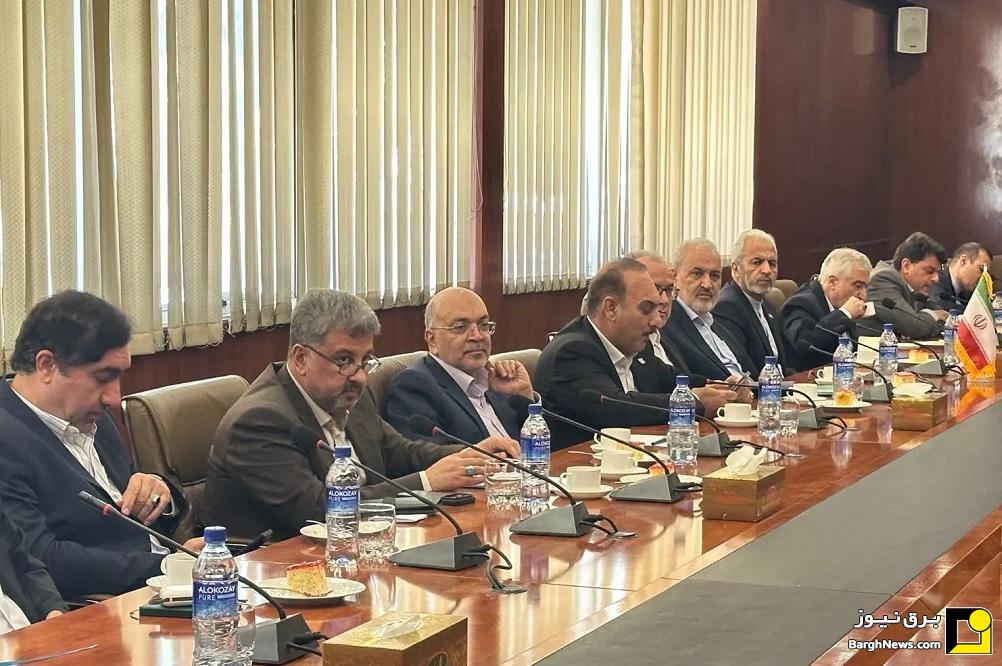 تدوین نقشه راه همکاری ایران و افغانستان برای هوشمندسازی شبکه برق