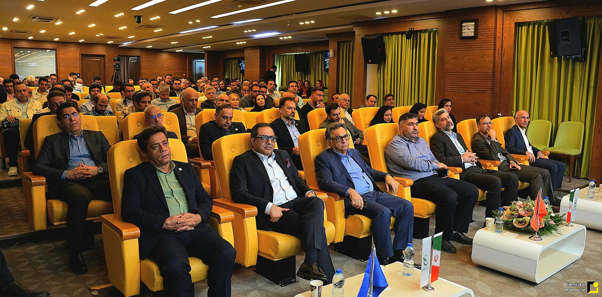 رونمایی از باتری سرب‌اسیدی گرافنی پلاتین ایران